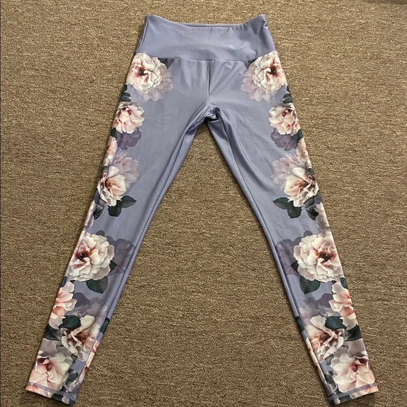 Forever 21 Pants - Floral Print Leggings yoga pants XS